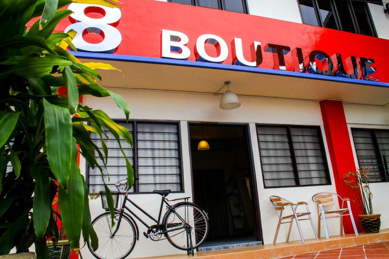 Hotel 8 Boutique By The Sea Tanjung Tokong Exterior foto